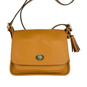 Coach Turnlock Glovetanned Courier Crossbody Mustard Buttercup Tassel Bag NWOT